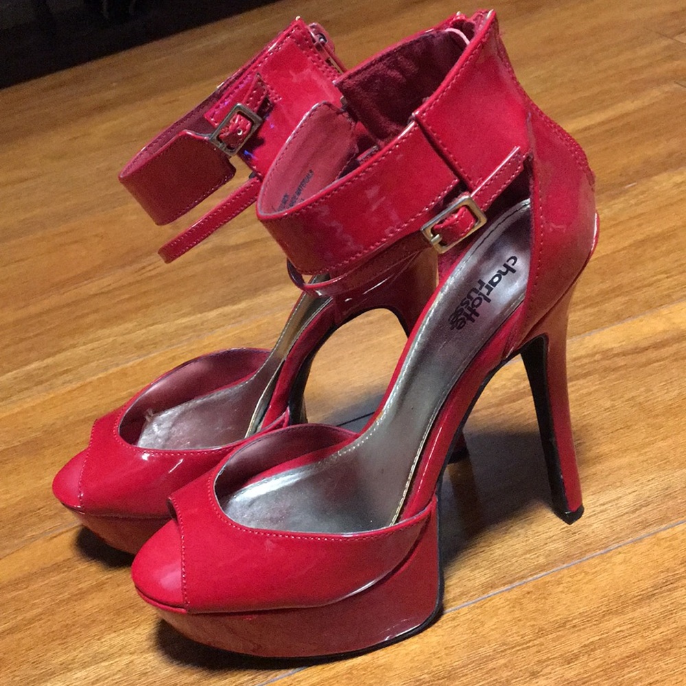 Heels - Picture 3 of 5